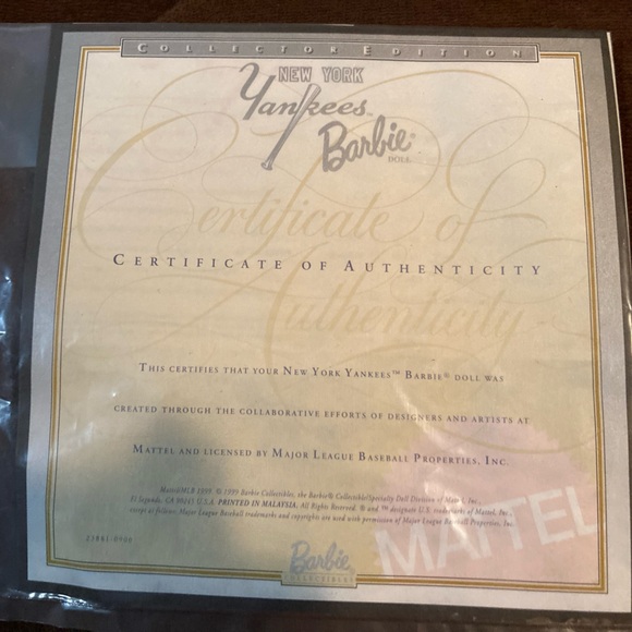 New York Yankee Barbie doll Mattel - Picture 3 of 6
